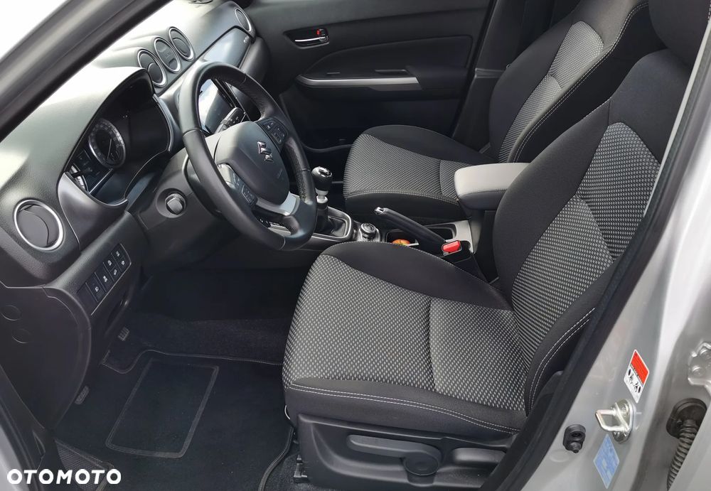 Suzuki Vitara - 11