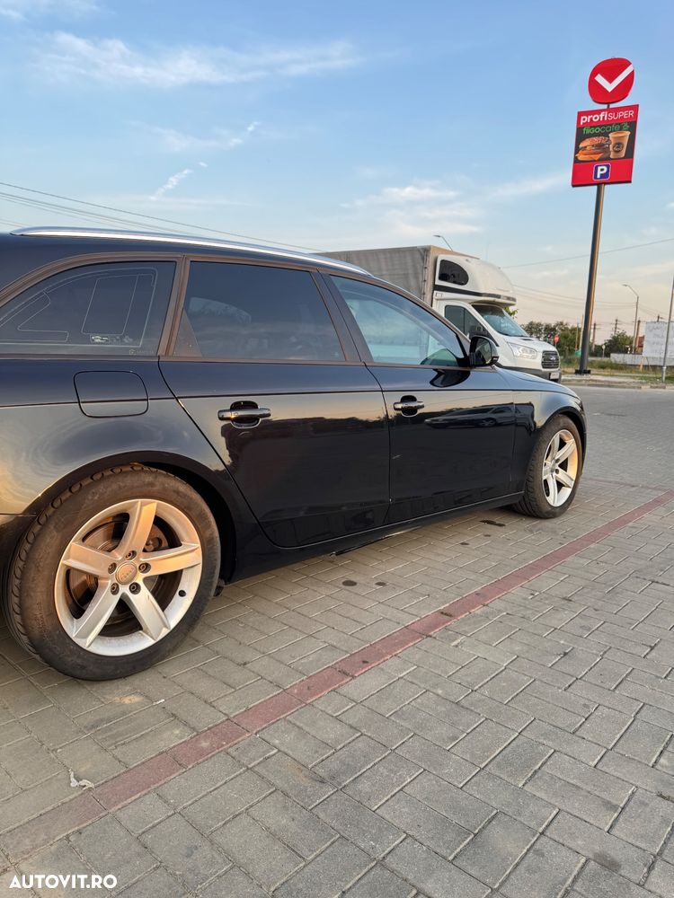 Audi A4 Avant - 4