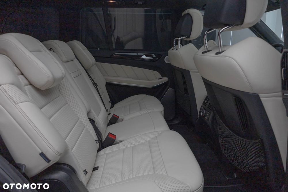 Mercedes-Benz GLS AMG 63 4Matic AMG Speedshift 7G-TRONIC - 37