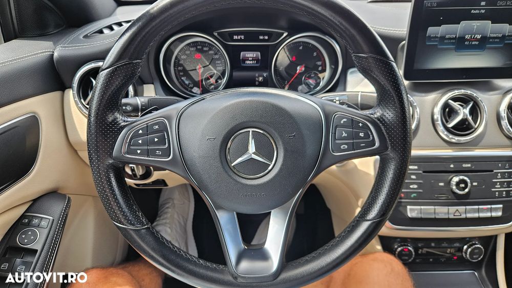 Mercedes-Benz CLA 200 - 16