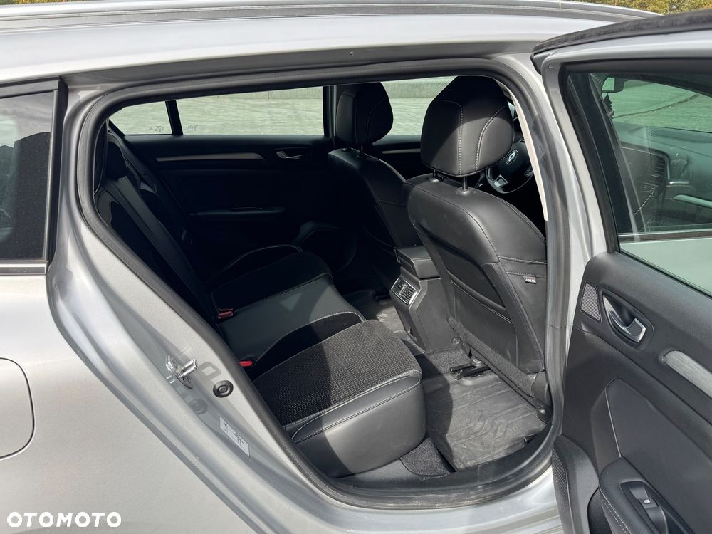 Renault Megane 1.5 Blue dCi Intens - 16