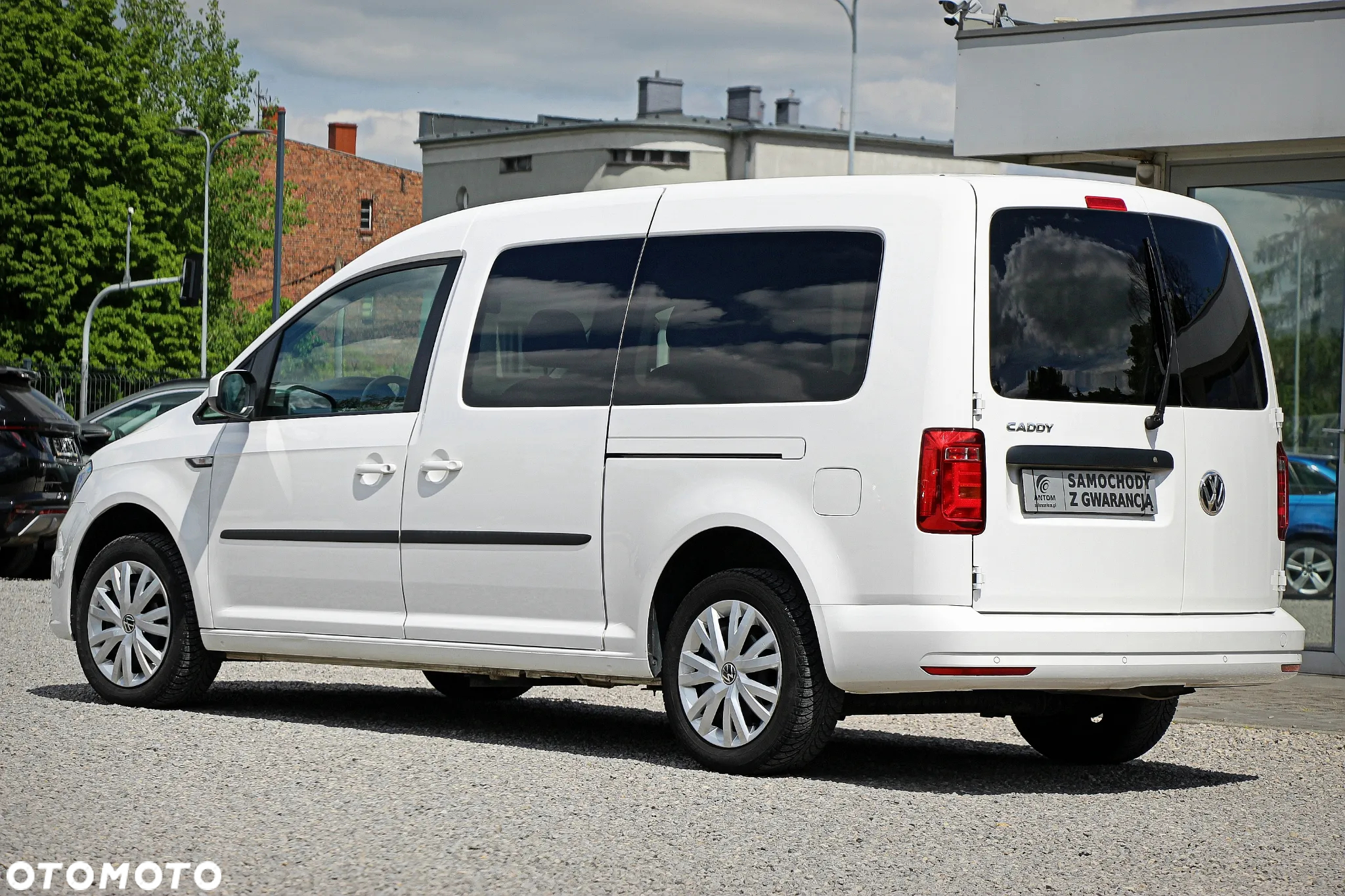 Volkswagen Caddy Maxi 2.0 TDI - 10