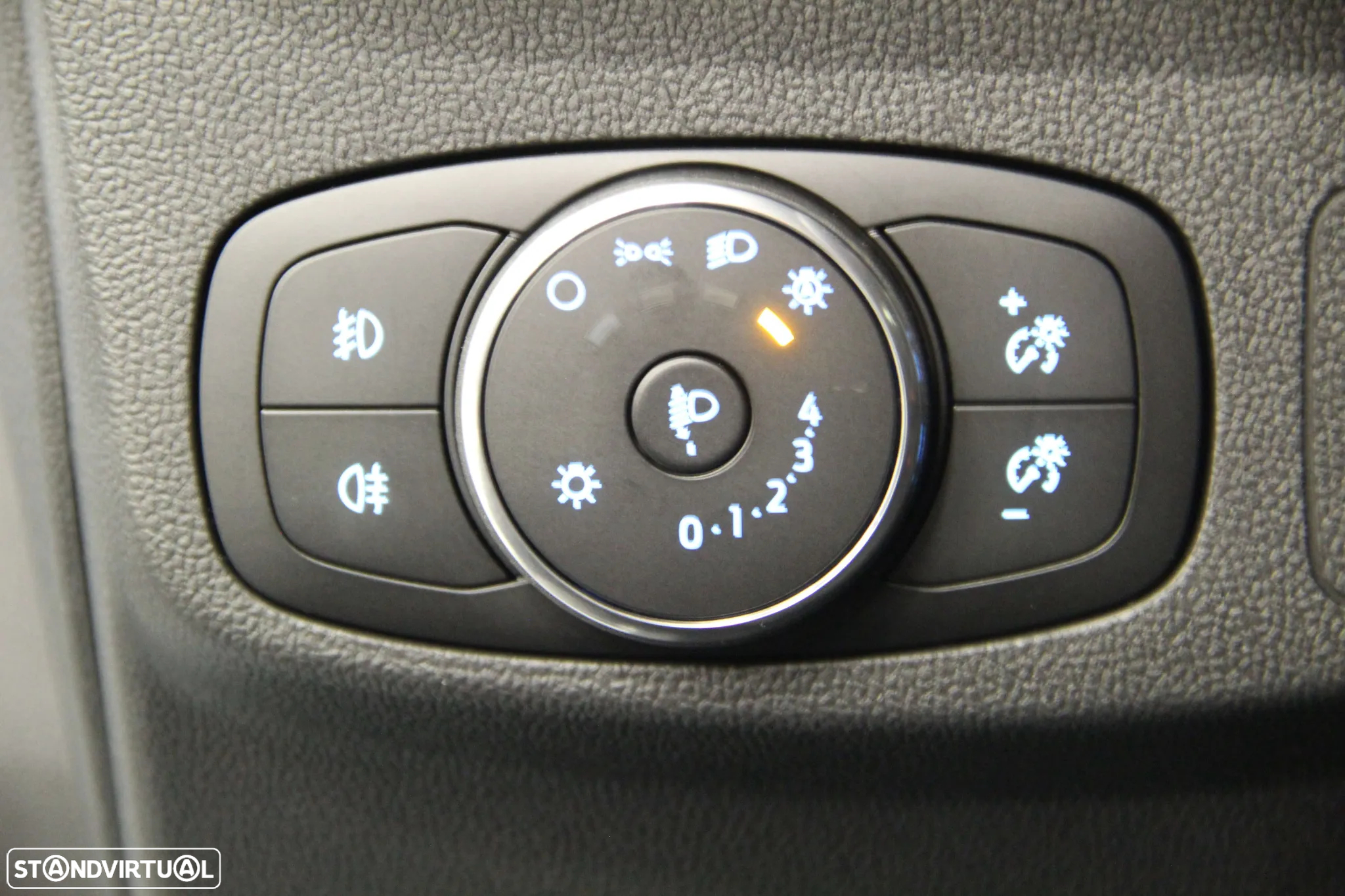 Ford Focus SW 1.0 EcoBoost MHEV ST-Line - 19