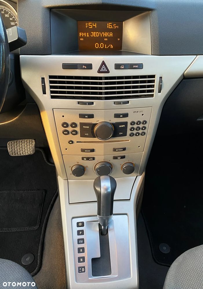Opel Astra 1.9 CDTI DPF Automatik Edition - 16