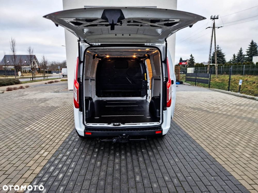 Ford TRANSIT CUSTOM - 11