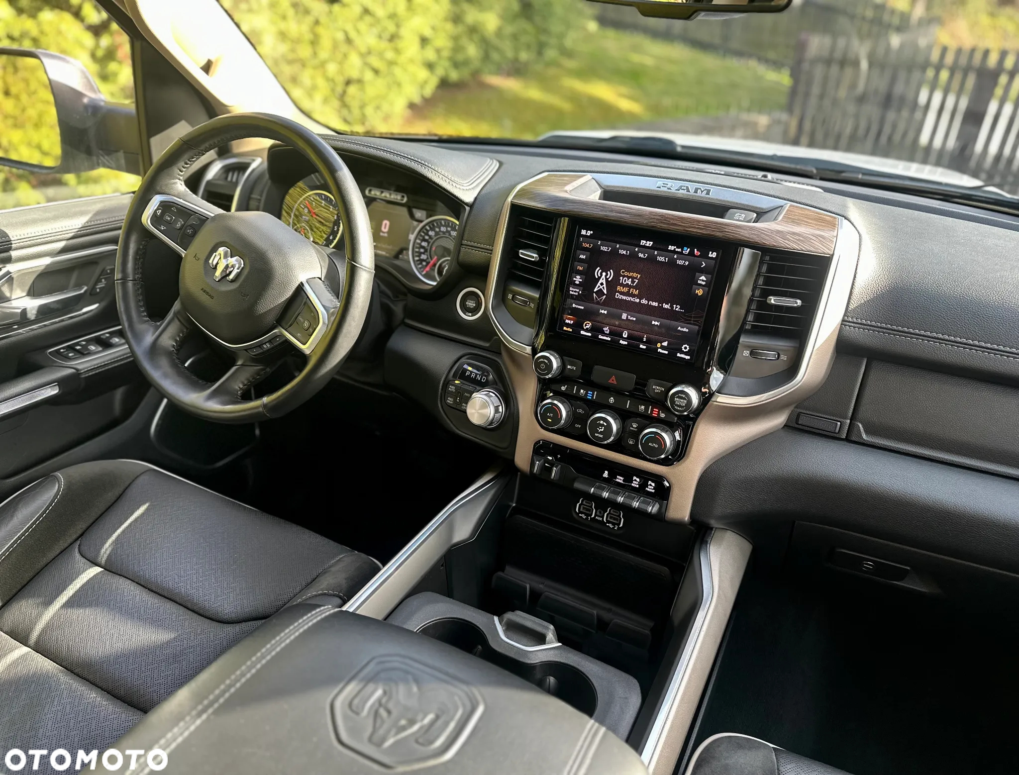 RAM 1500 Crew Cab Laramie - 7