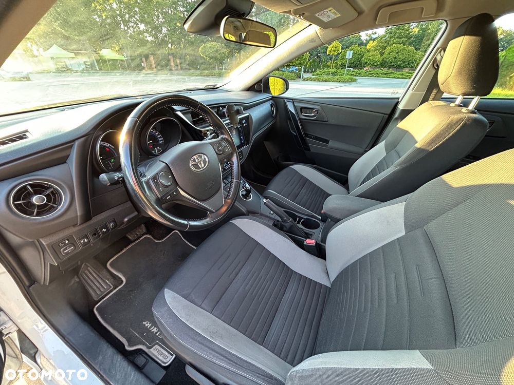 Toyota Auris Hybrid 135 Active - 15