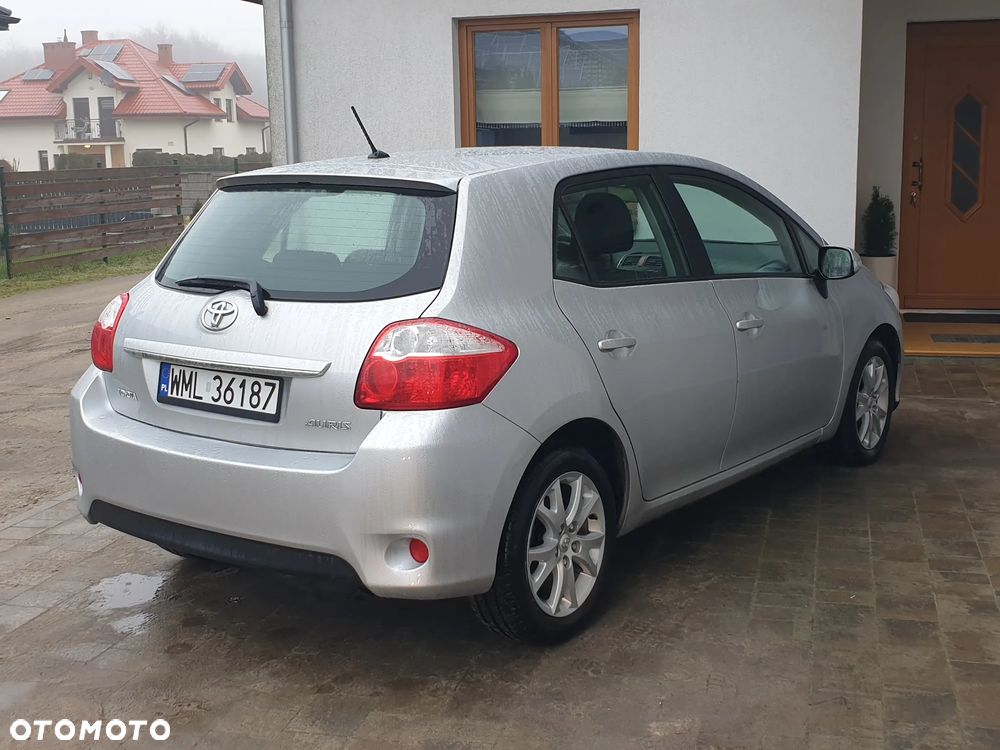 Toyota Auris 1.6 Valvematic Comfort - 9