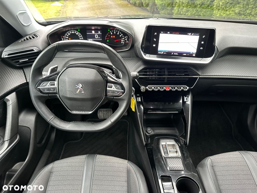 Peugeot 2008 PureTech 130 EAT8 Allure Pack - 27