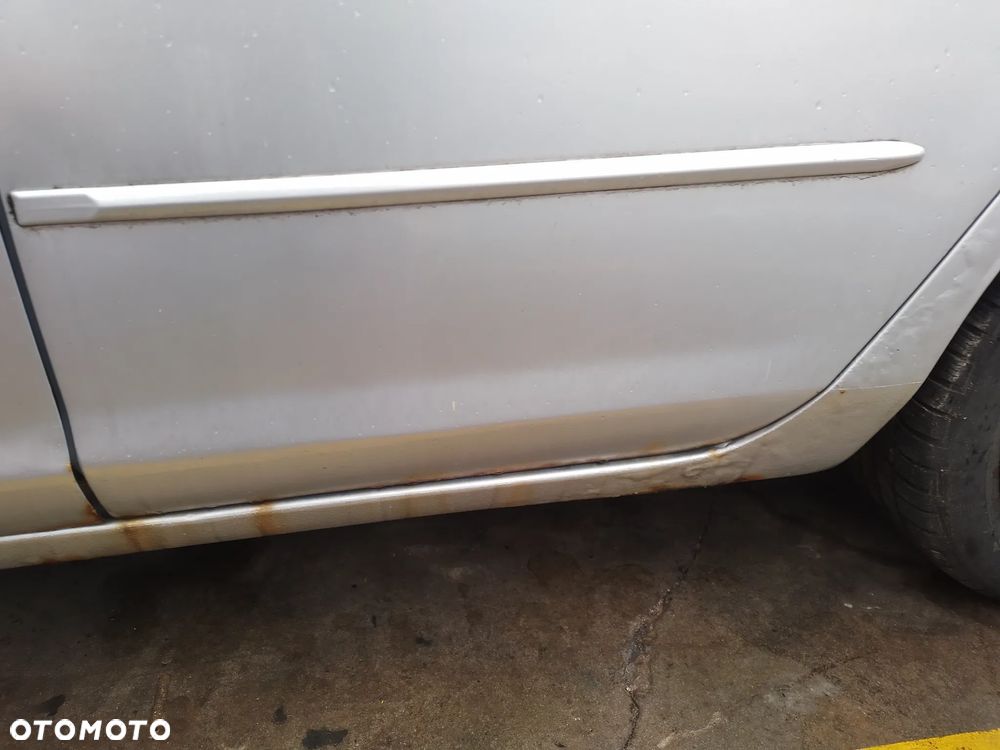 MAZDA 3 BK 1.6B 03-07 RADIO 22V - 22