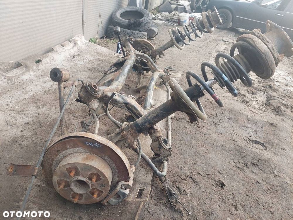 BELKA OŚ ZAWIESZENIA TYŁ NISSAN X-TRAIL I T30 01-07r - 3