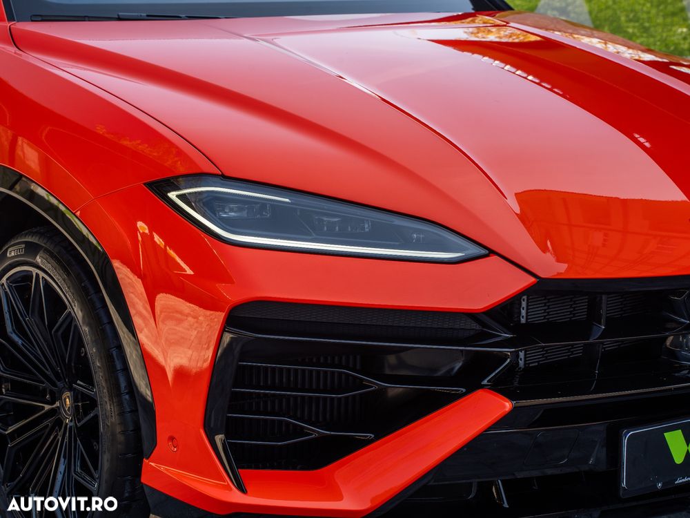 Lamborghini URUS - 4