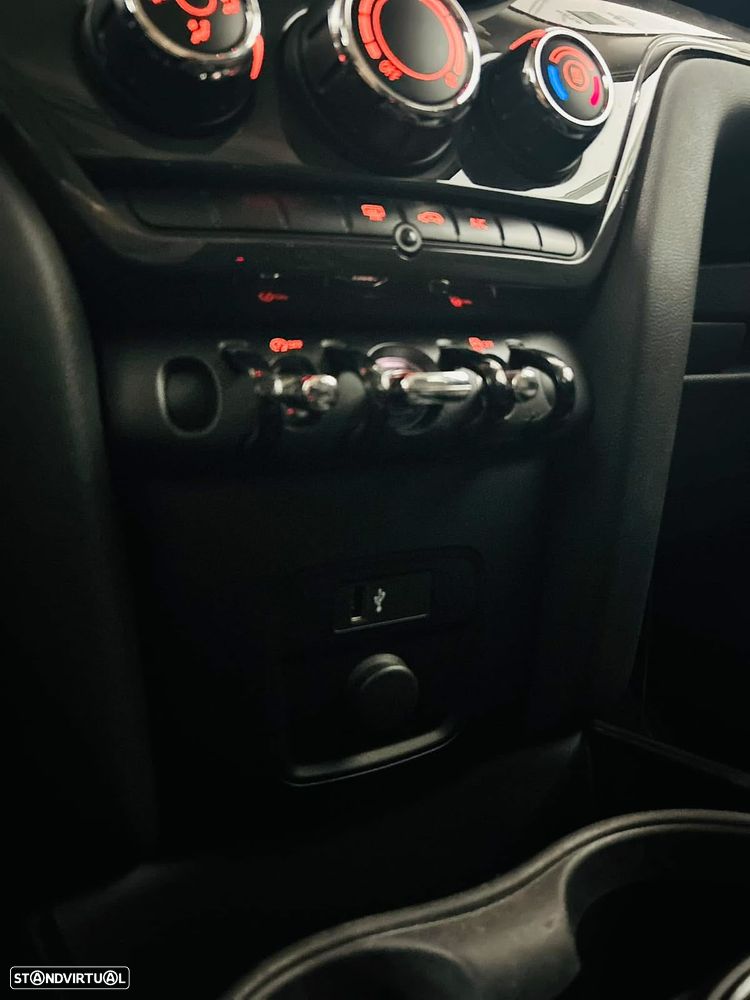 MINI Countryman One D 4Business - 23