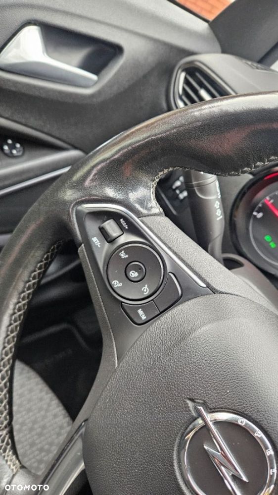 Opel Crossland 1.2 Business Edition - 22