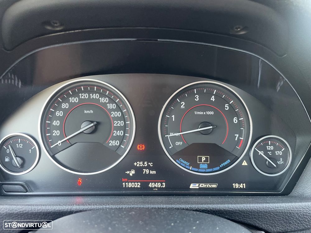 BMW 330 e iPerformance Pack M Shadow - 21