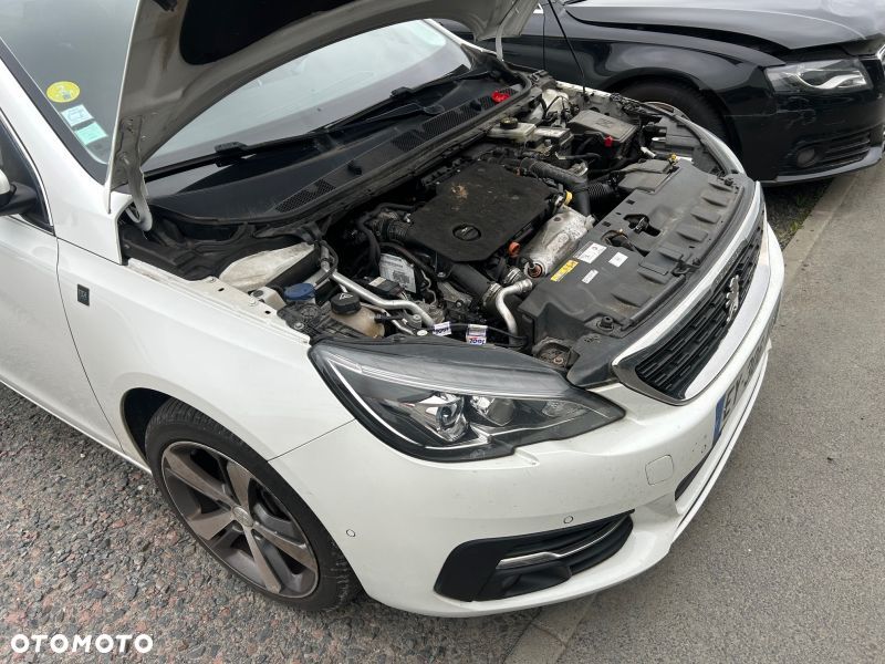 Peugeot 308 - 7