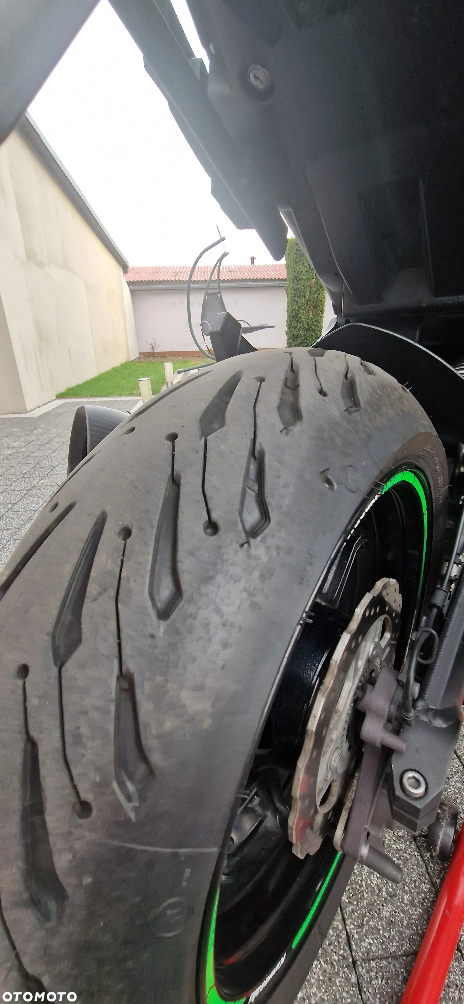 Kawasaki Ninja 1000 SX - 18