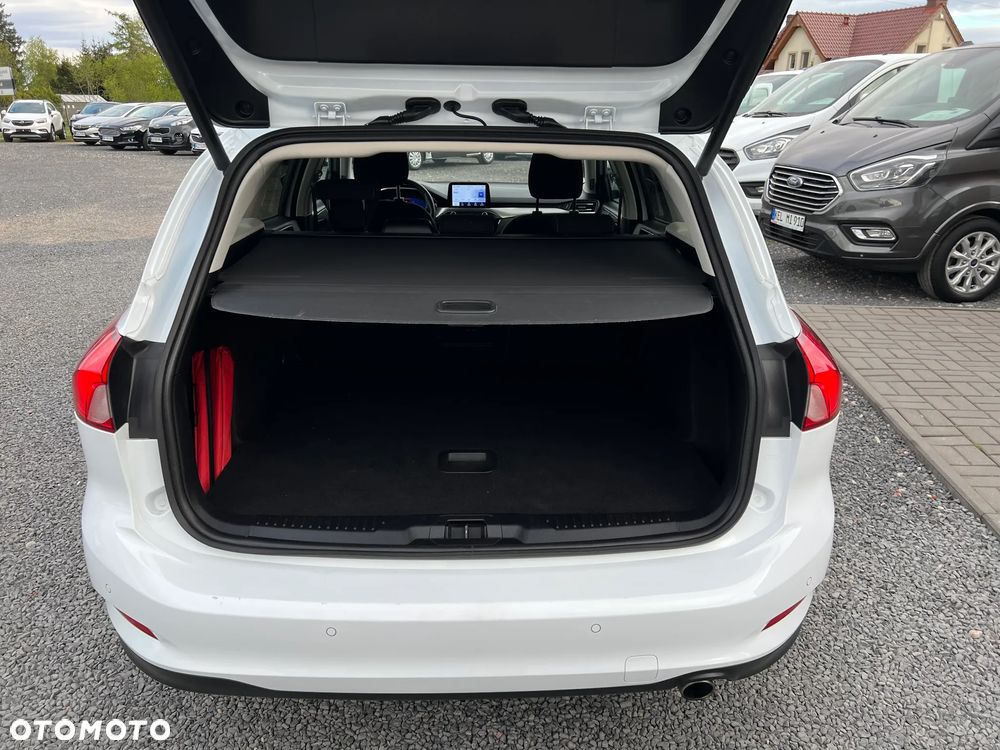 Ford Focus 1.5 EcoBlue STart-Stopp-System TITANIUM - 21