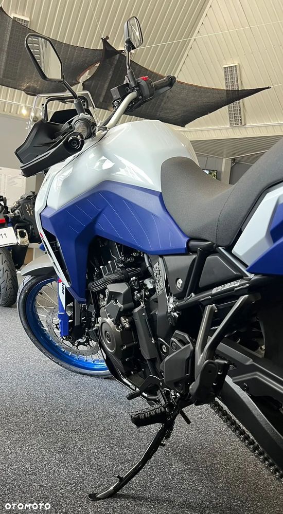 Suzuki V-STROM - 27
