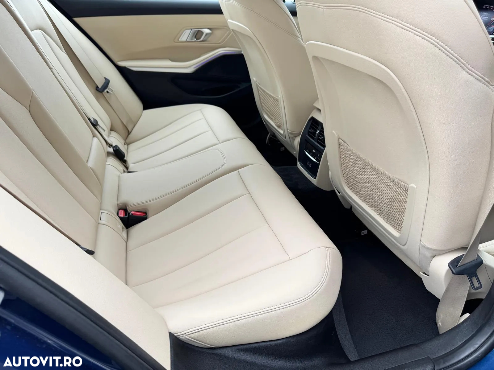 BMW Seria 3 318i Aut. Sport Line - 15