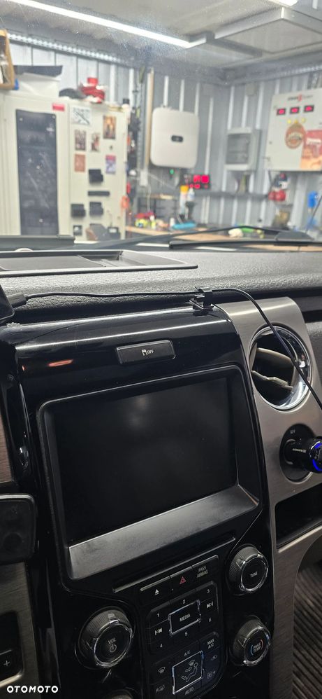 Ford F150 - 19