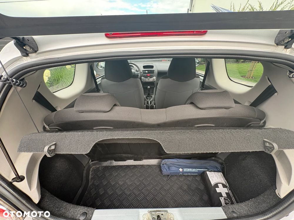 Toyota Aygo Standard - 11