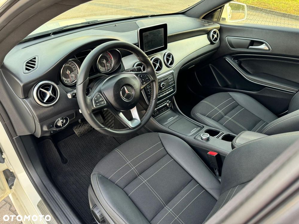 Mercedes-Benz CLA 220 d 7G-DCT Peak Edition - 6