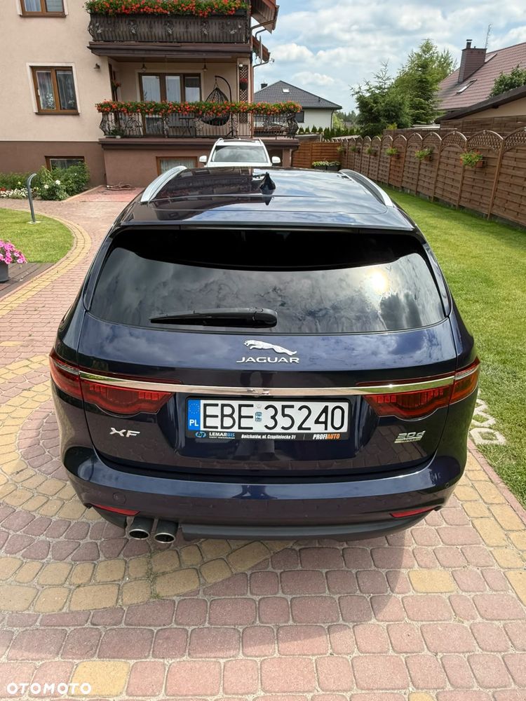 Jaguar XF 2.0 i4D AWD Prestige - 5
