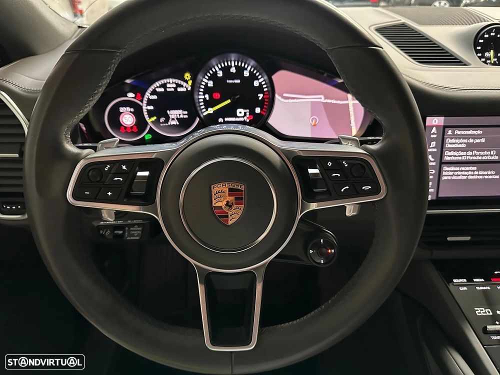 Porsche Cayenne Coupé E-Hybrid - 20