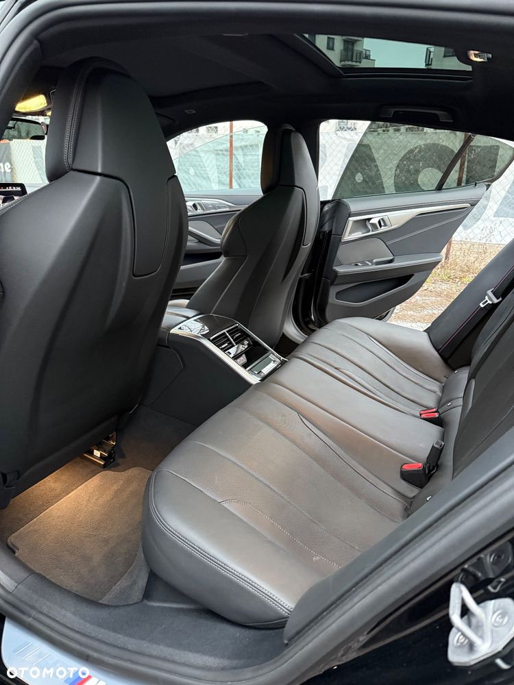 BMW Seria 8 - 8