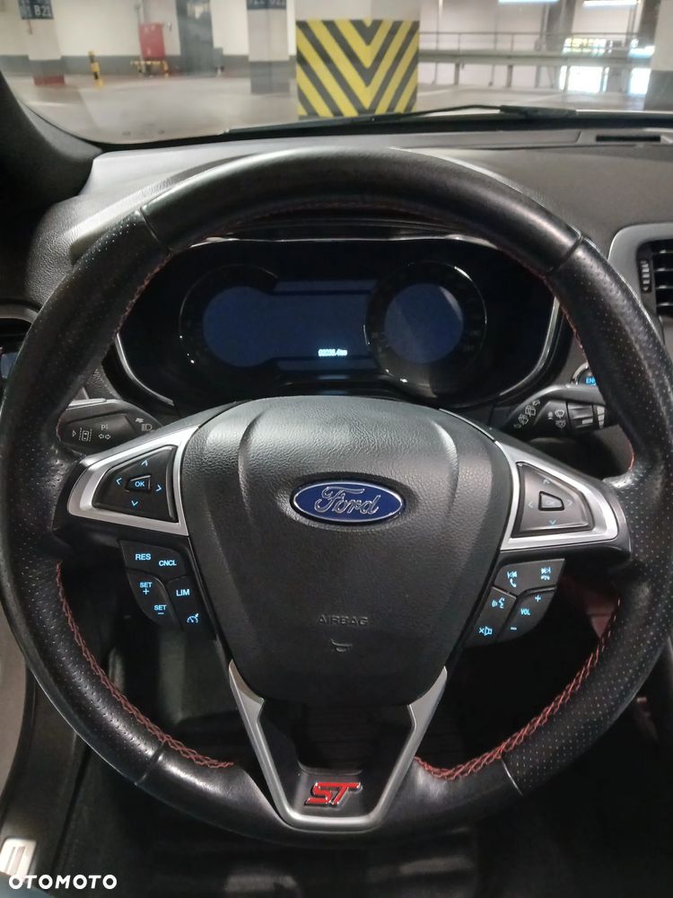 Ford Mondeo - 26