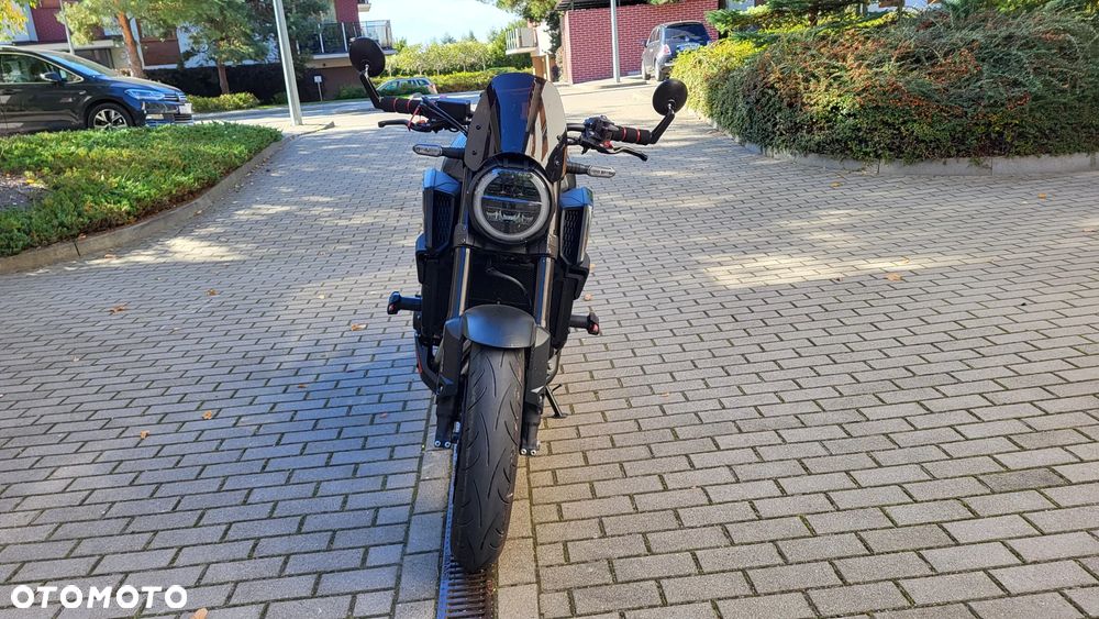 Honda CB - 2