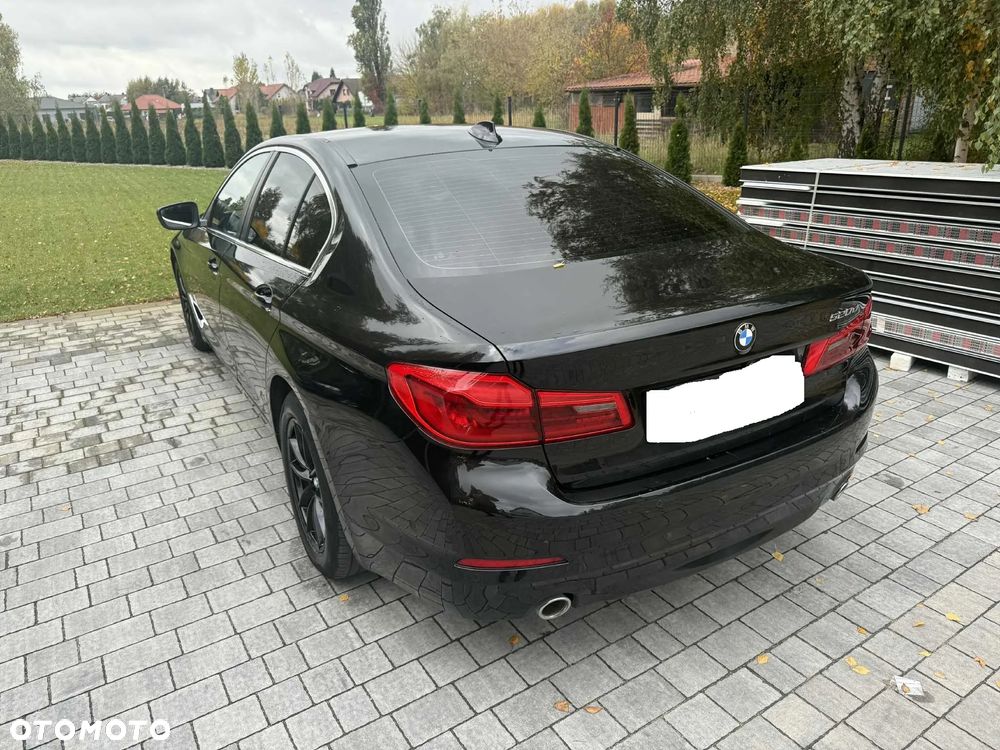 BMW Seria 5 520d M Sport Edition - 5