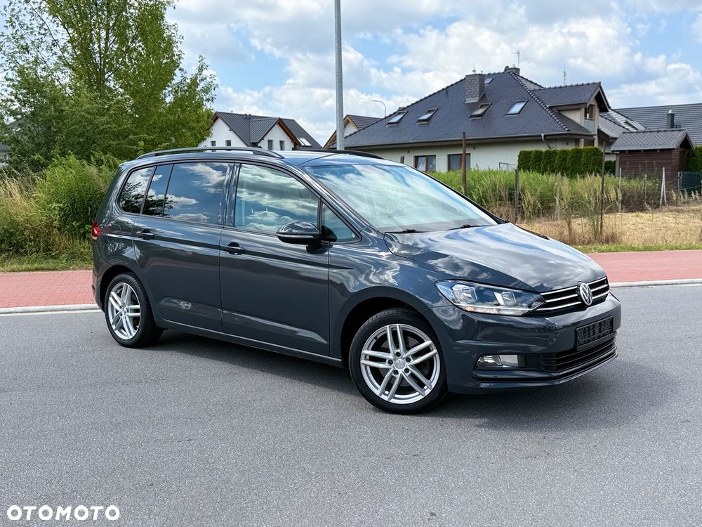 Volkswagen Touran 1.6 TDI SCR BlueMotion Technology DSG Trendline - 1