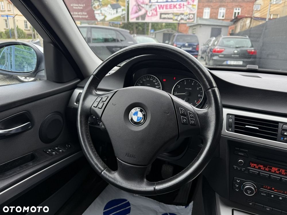 BMW Seria 3 - 26