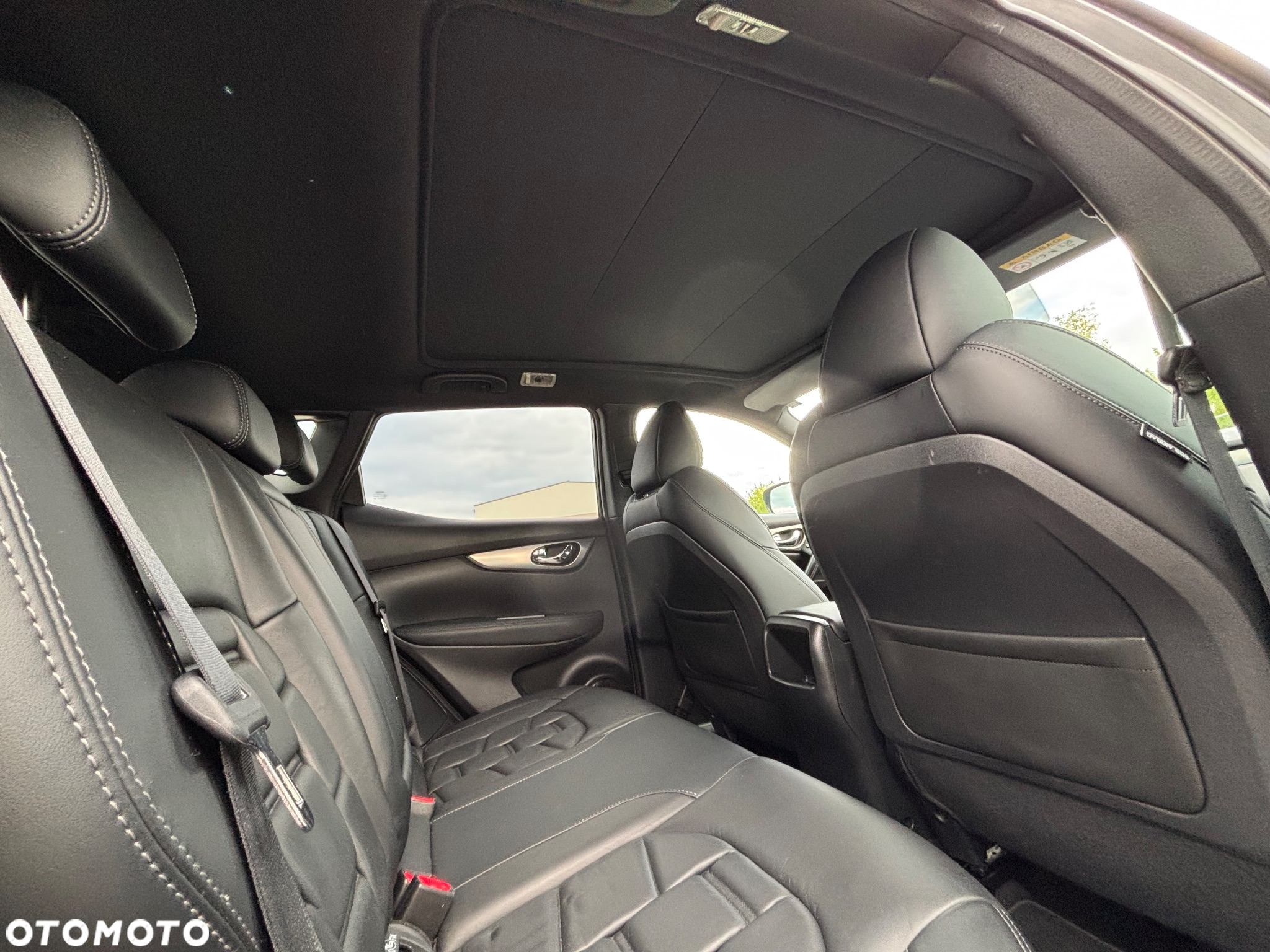 Nissan Qashqai 1.6 dCi Xtronic TEKNA - 16