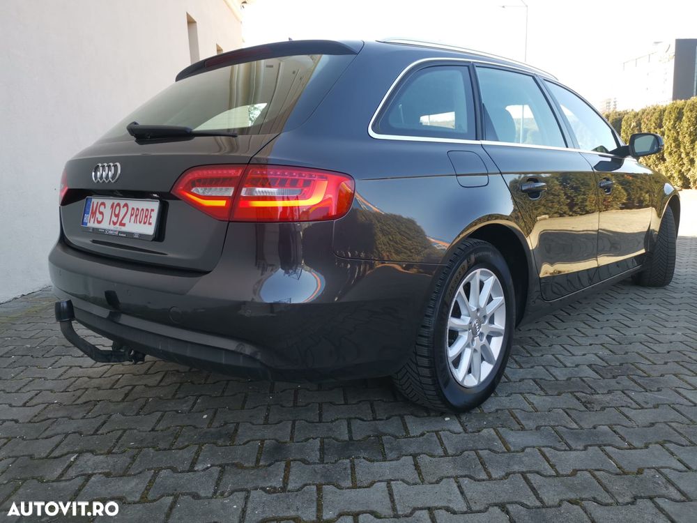 Audi A4 2.0 TDI DPF multitronic S line Sportpaket - 4