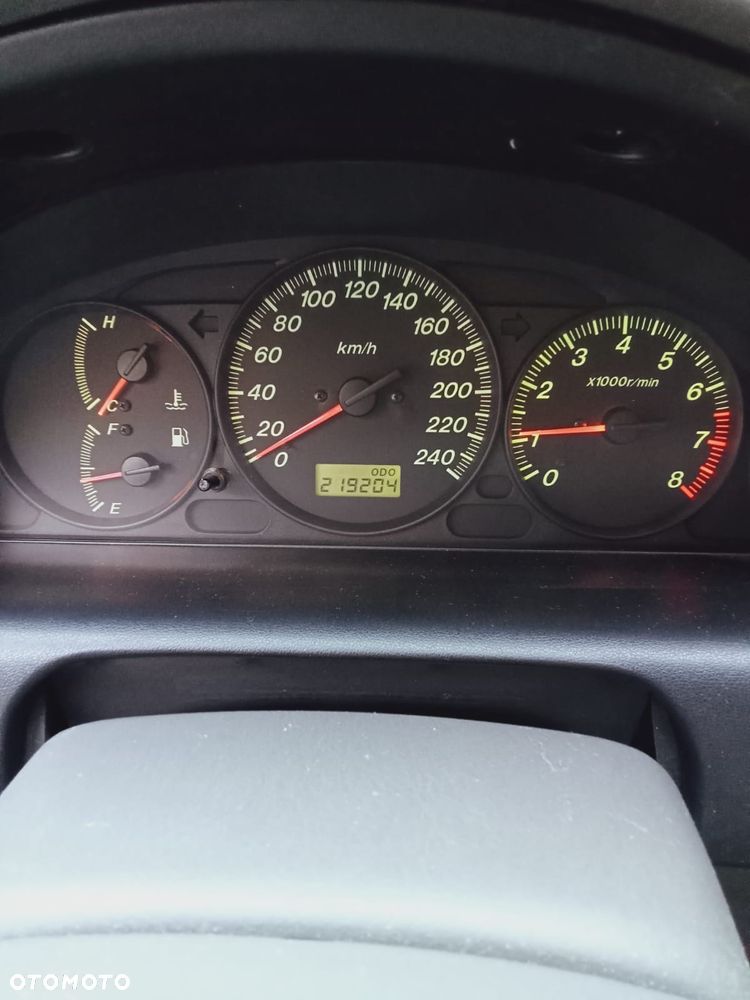 Mazda 626 2.0 - 4