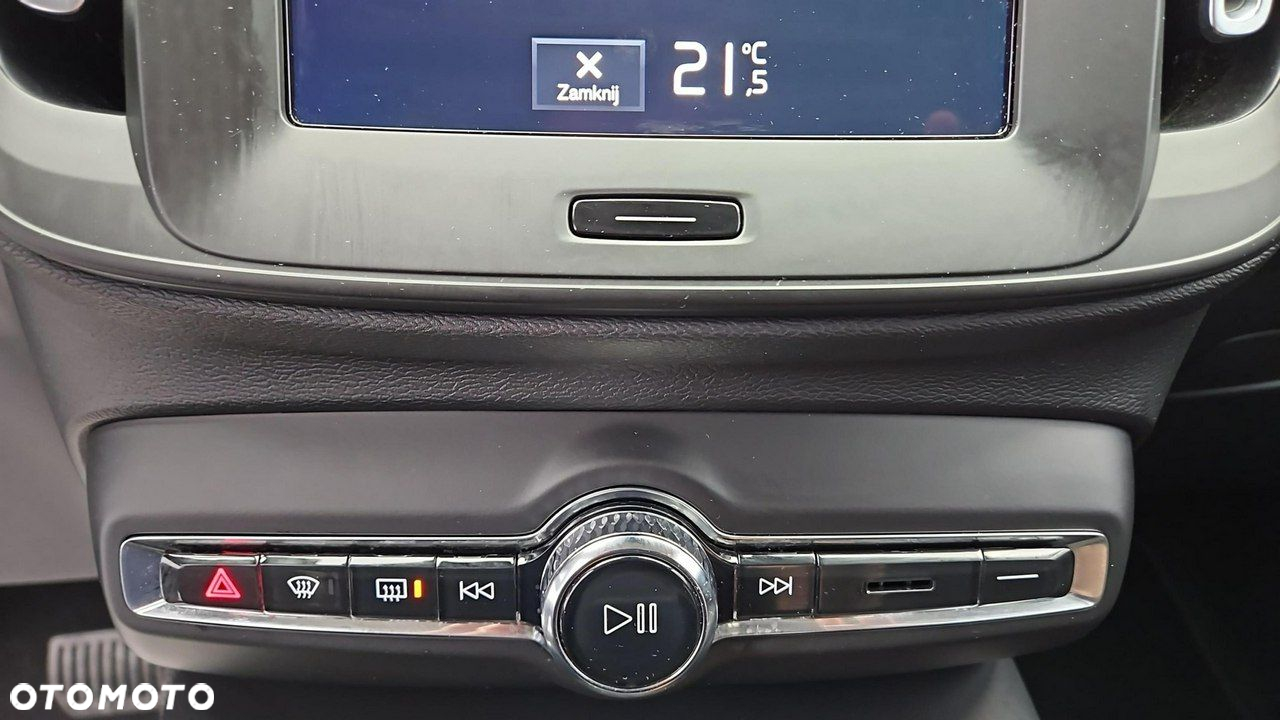 Volvo XC 40 - 19