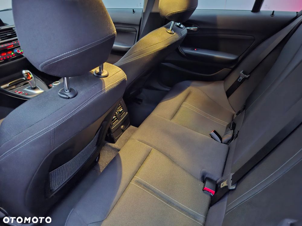 BMW Seria 1 118i Business Edition - 8