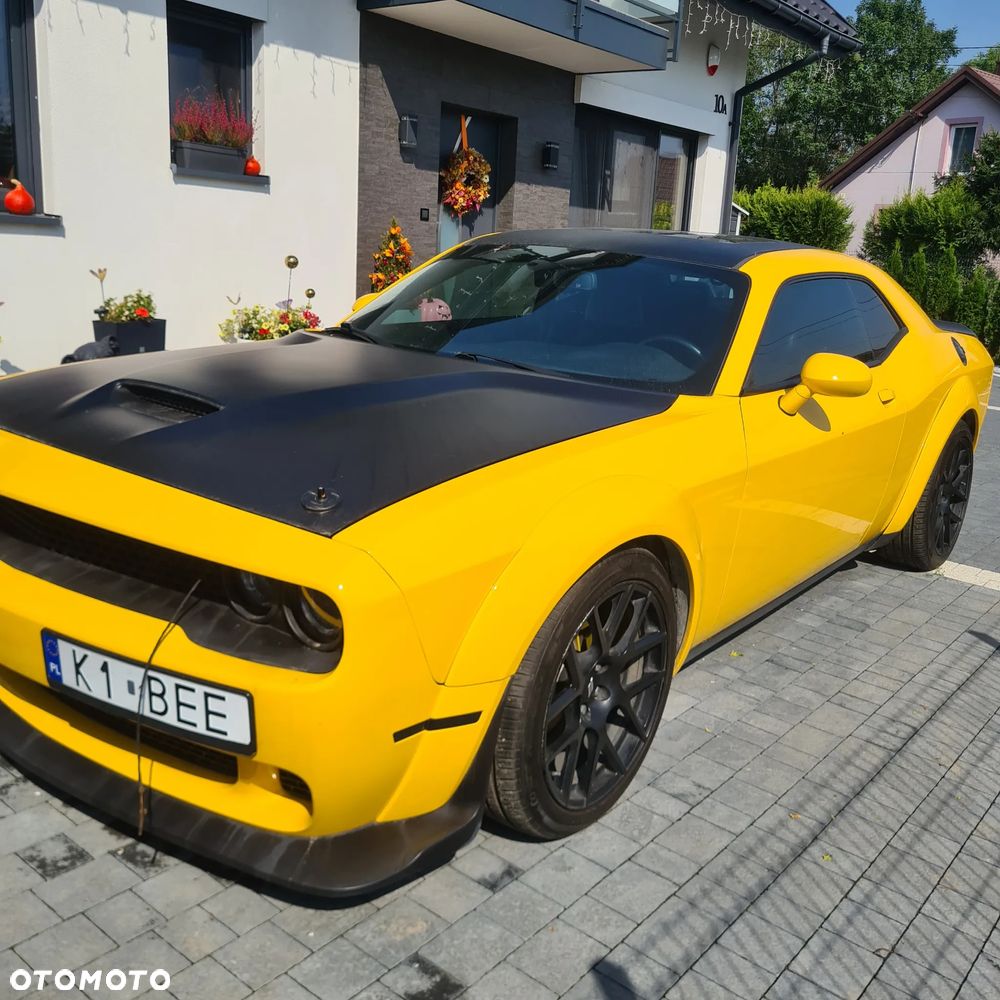 Dodge Challenger - 5