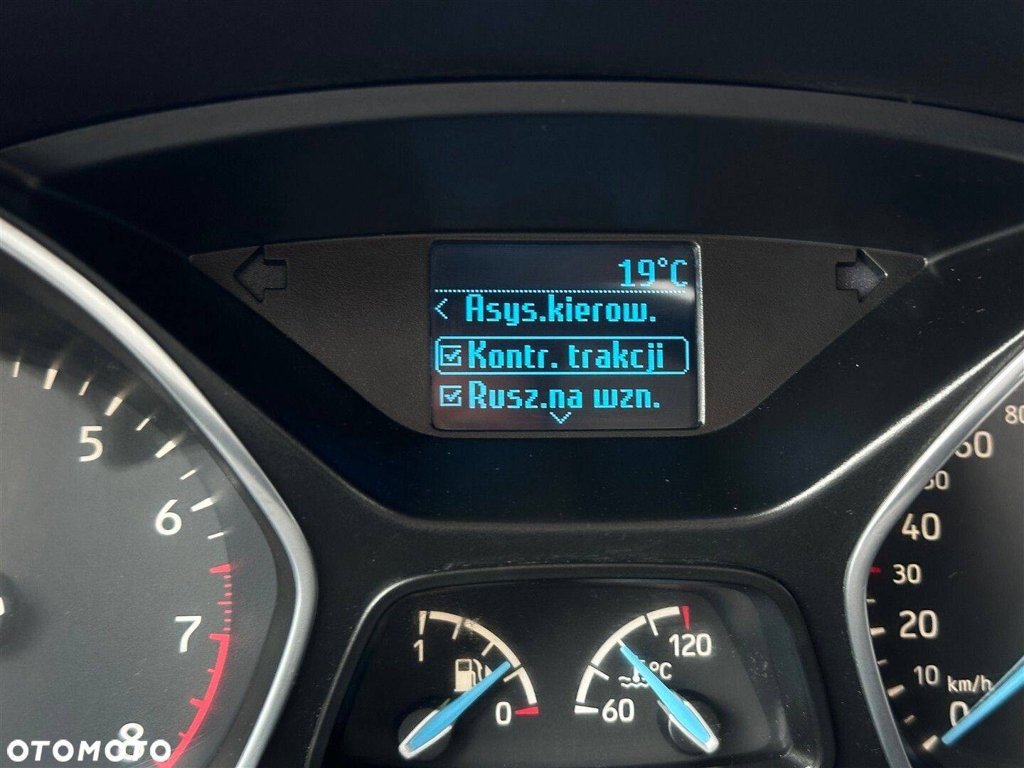Ford Focus 1.6 Trend - 22