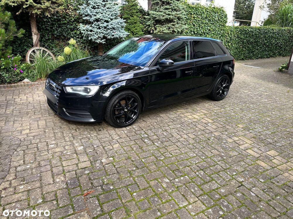 Audi A3 Sportback - 15