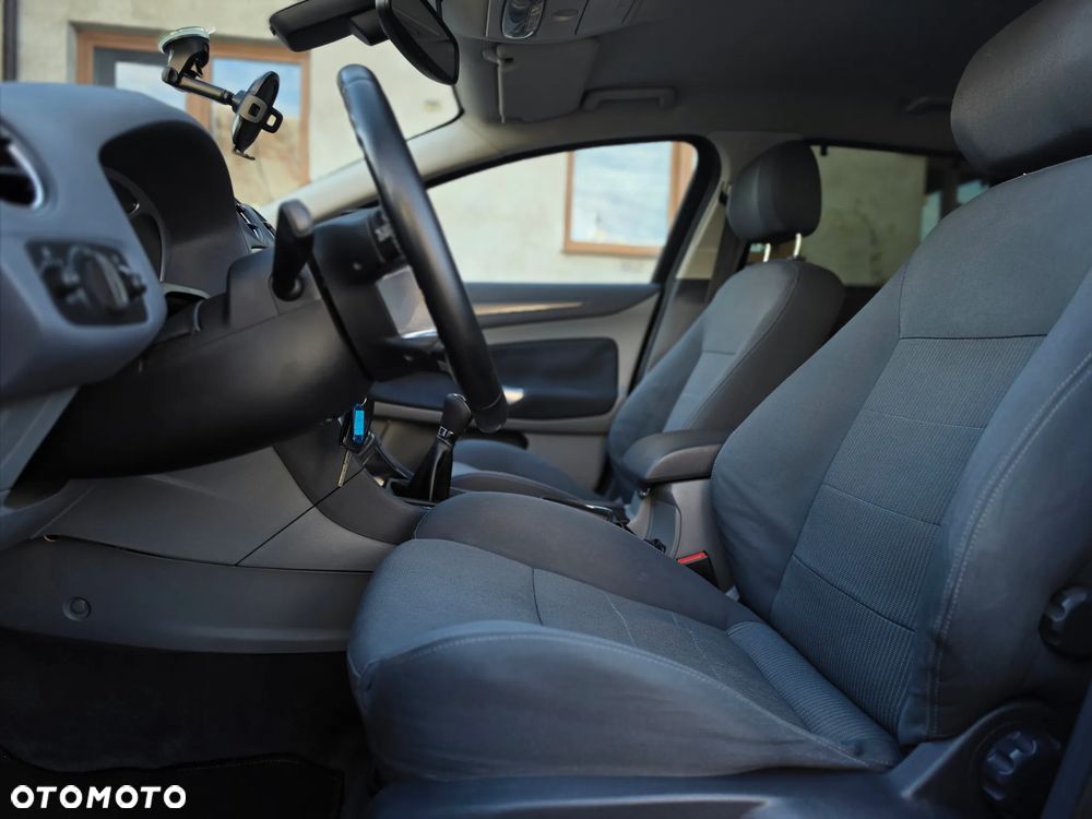 Ford Mondeo - 15