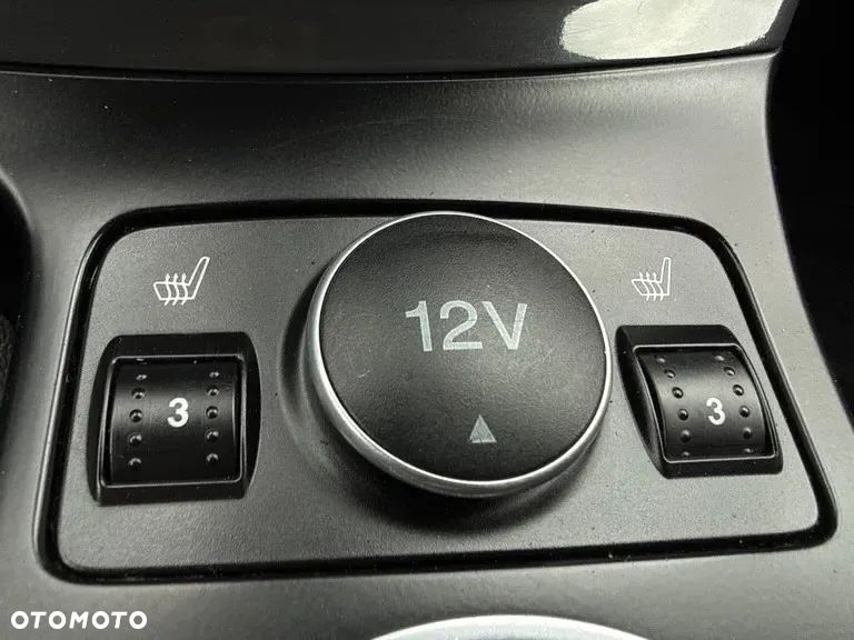 Ford Kuga 2.0 TDCi 4x4 Titanium - 29