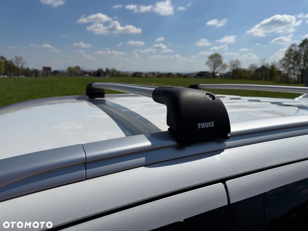 Mitsubishi Outlander 2.0 Instyle + 4WD CVT - 16