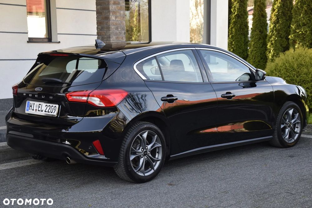 Ford Focus 1.0 EcoBoost Start-Stopp-System TITANIUM DESIGN - 18