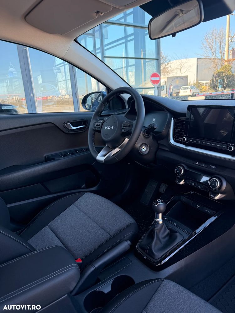Kia Stonic 1.2 MPI 5MT Urban - 7