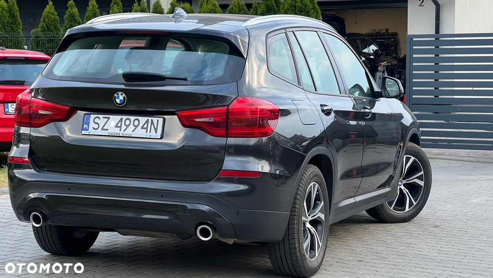 BMW X3 xDrive25d sport - 4