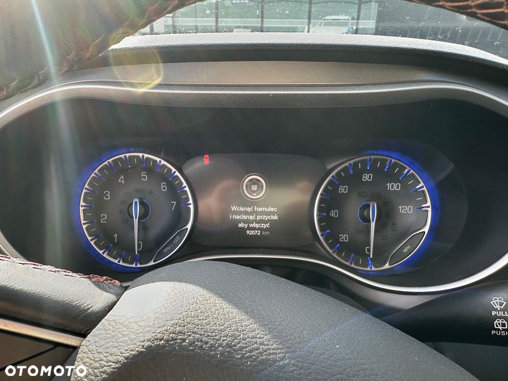 Chrysler Pacifica - 7